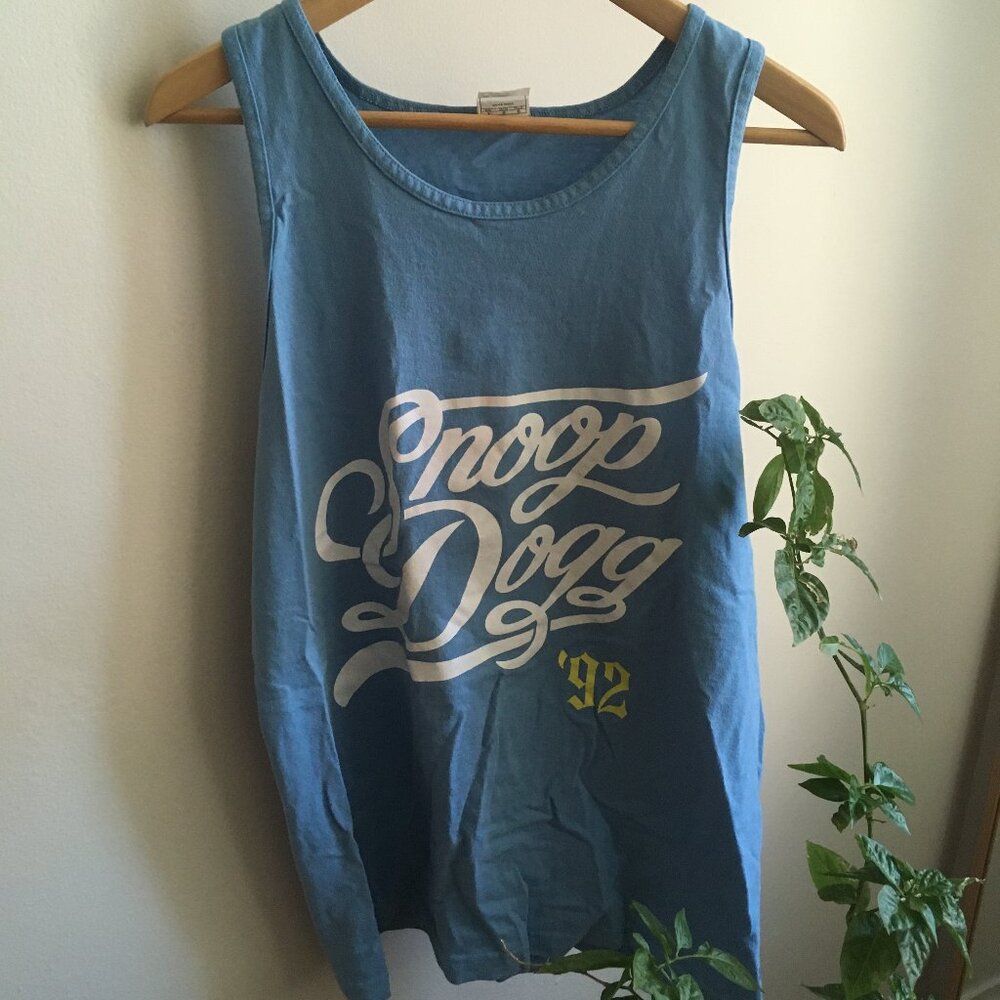 Vintage Snoop Dogg '92 tank top or muscle tee (unisex size XS, S, M, or L) - Picture 2 of 10